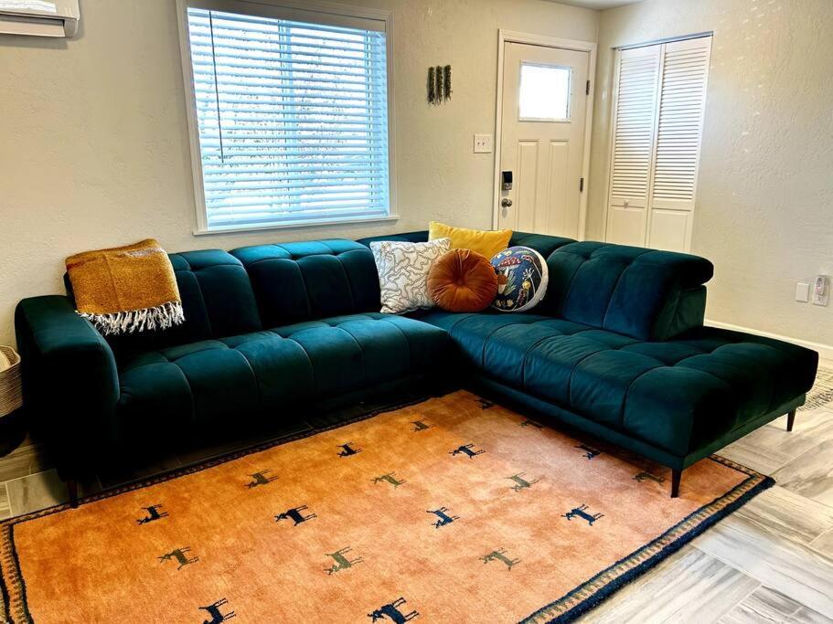 Fully Furnished, Serene House Holiday home Taos